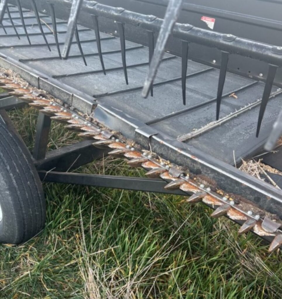 [Auction]: 2009 Case IH 2162 Header | Indiana | damaged | CAG