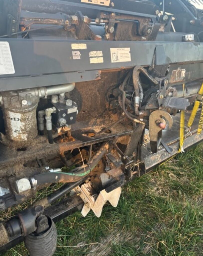 [Auction]: 2009 Case IH 2162 Header | Indiana | damaged | CAG