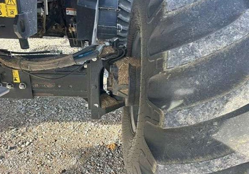 2009 Case IH 7120 Combine - Image 6