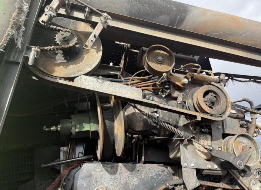 2009 John Deere 9770 STS Combine - Image 10