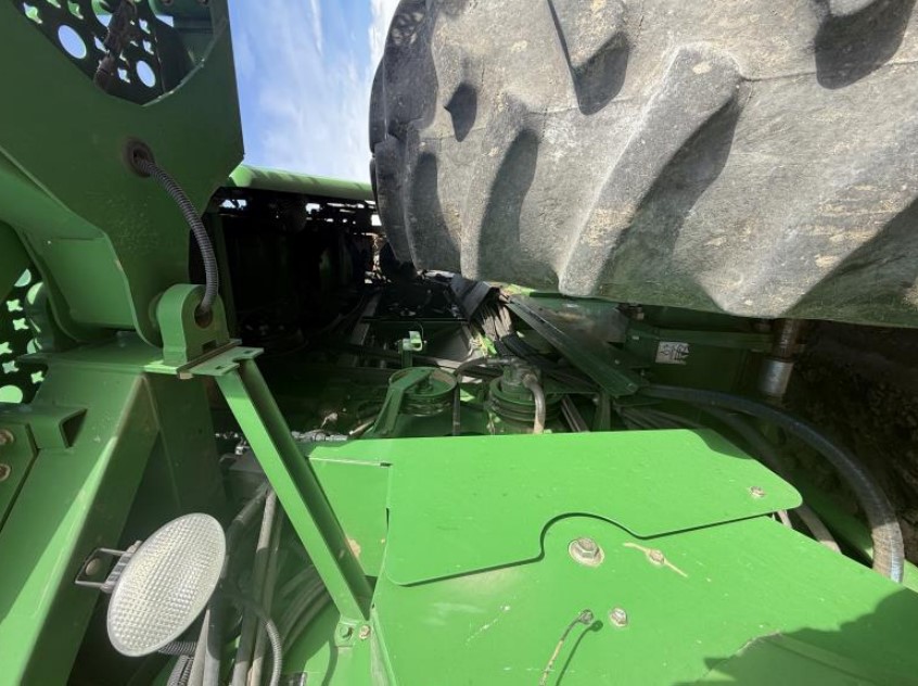 2009 John Deere 9770 STS Combine - Image 17