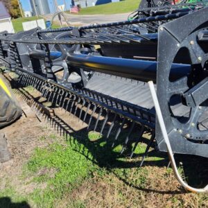 2010 MacDon FD70 FlexDraper Header