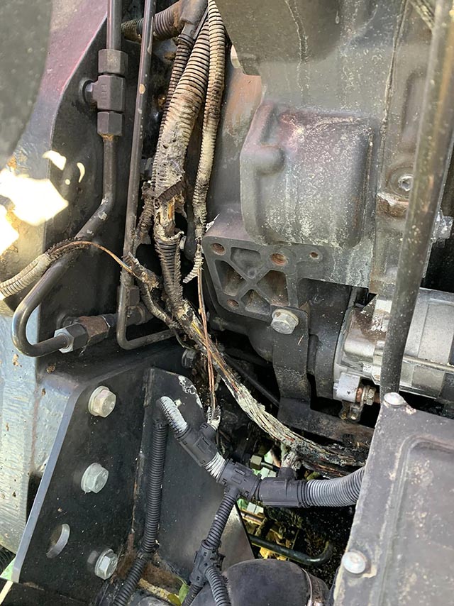 2012 Case IH 7230 Combine - Image 3