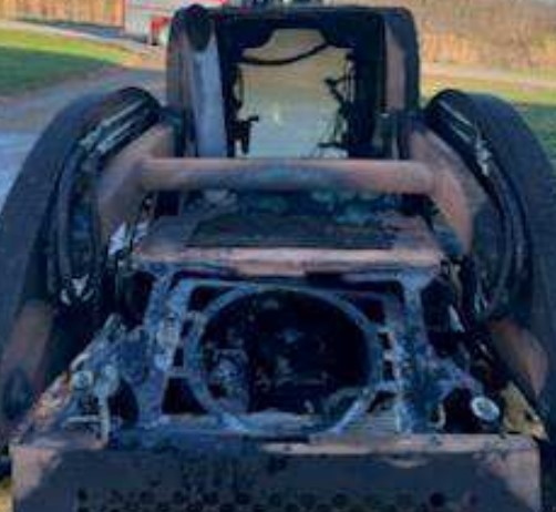 2013 New Holland L225 Skid Steer - Image 3