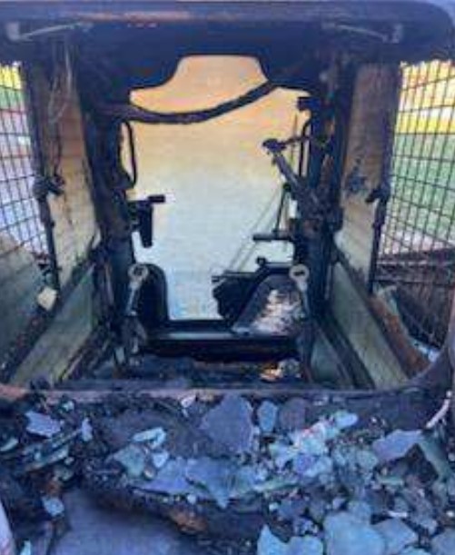 2013 New Holland L225 Skid Steer - Image 4