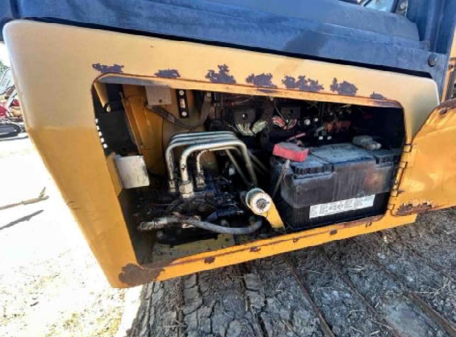 2014 Caterpillar D4K2 Dozer - Image 12