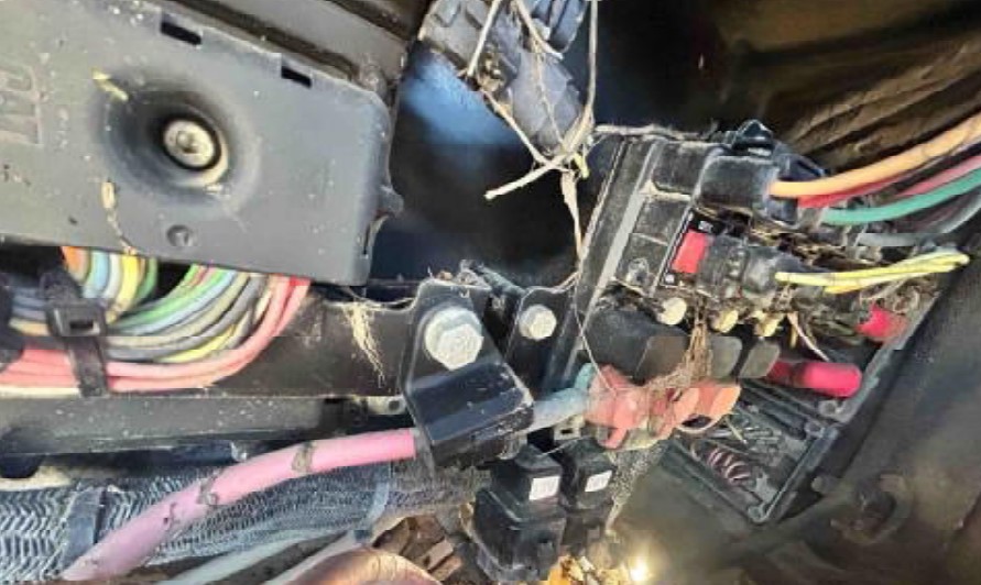 2014 Caterpillar D4K2 Dozer - Image 15