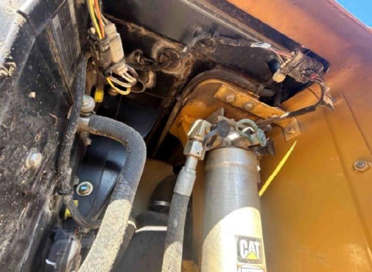 2014 Caterpillar D4K2 Dozer - Image 21