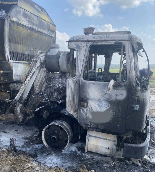 2015 AutoCar Xpeditor Series Garbage Crusher - Image 3