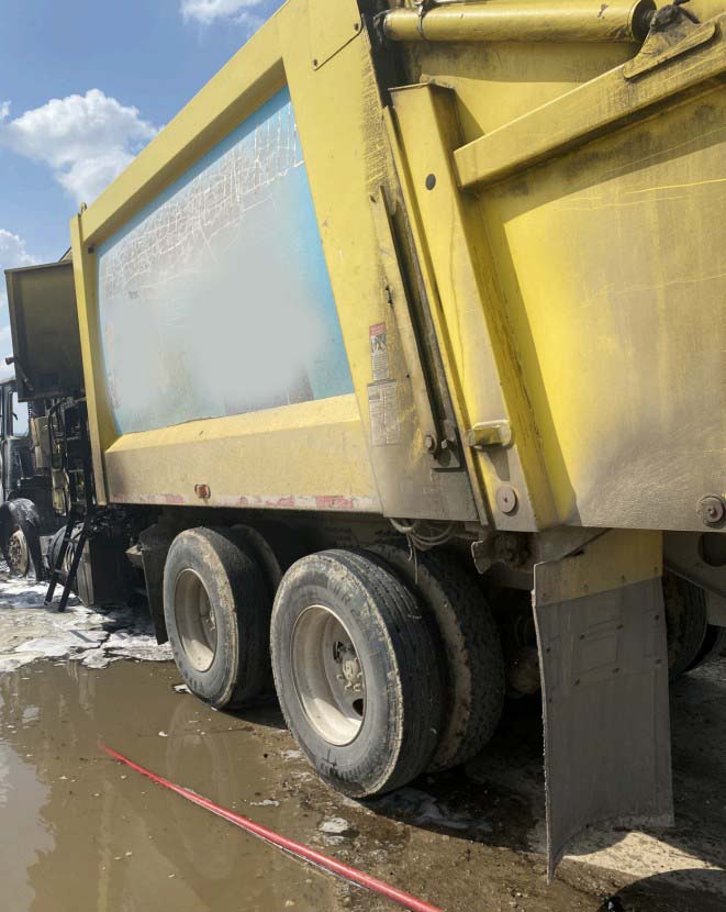 2015 AutoCar Xpeditor Series Garbage Crusher - Image 8