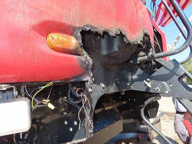 2016 Case IH 7140 Combine - Image 15