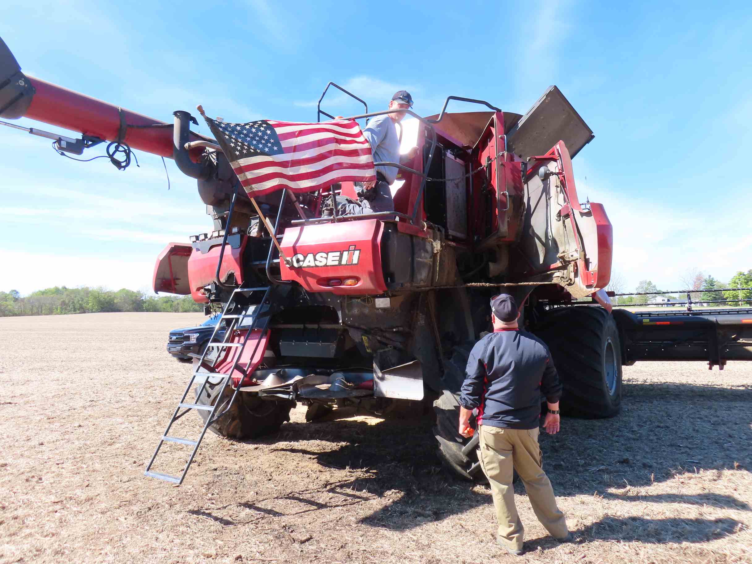 2016 Case IH 7140 Combine - Image 5