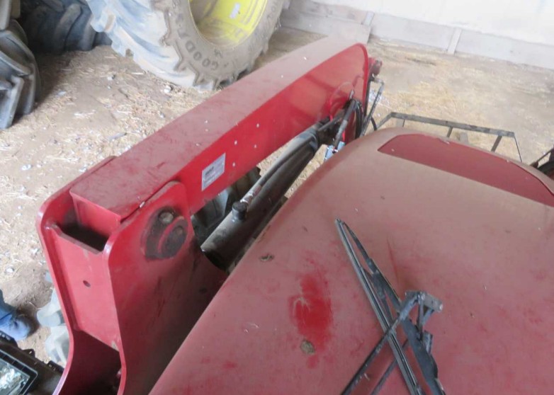 2016 Case IH Farmall 100C Tractor - Image 18
