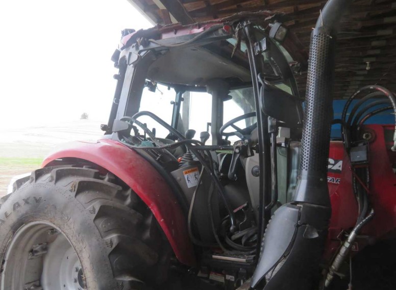 2016 Case IH Farmall 100C Tractor - Image 9