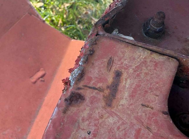 2016 13X94 Hutchison Swing Auger - Image 20