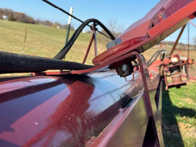 2016 13X94 Hutchison Swing Auger - Image 26