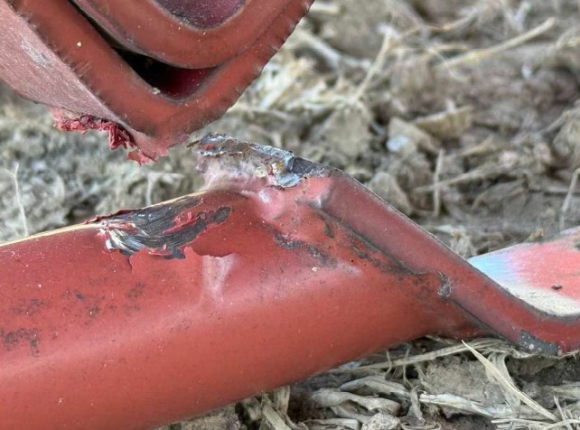 2016 13X94 Hutchison Swing Auger - Image 29