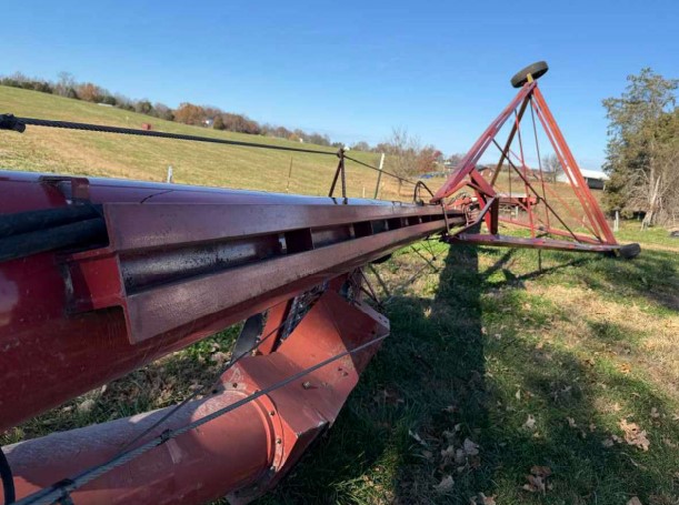 2016 13X94 Hutchison Swing Auger - Image 3
