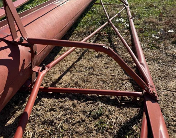 2016 13X94 Hutchison Swing Auger - Image 6