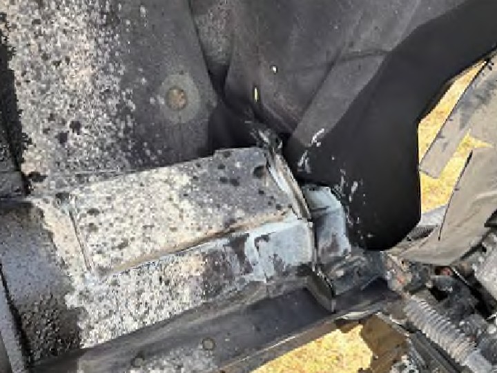 2016 Mack Granite - Image 4