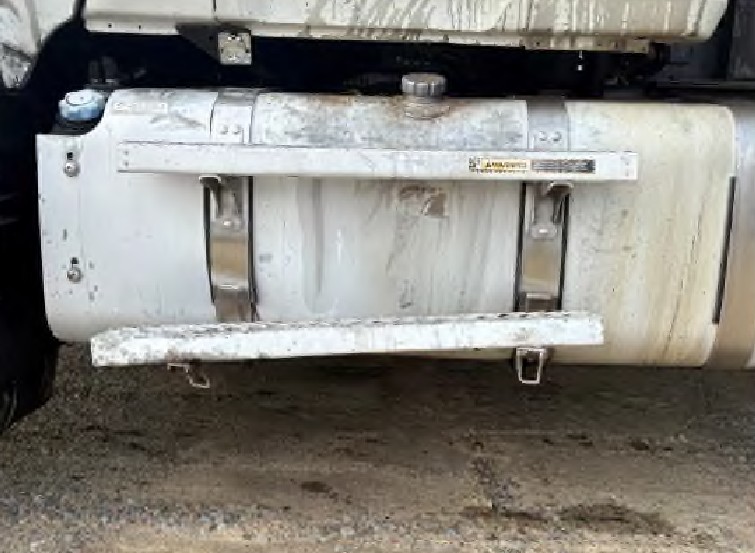 2016 Mack Granite - Image 9