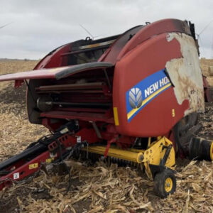 2016 New Holland 560 Baler