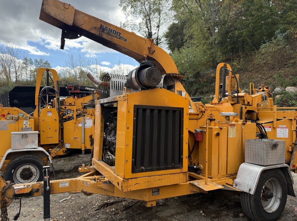 2017 Bandit Brush Chipper