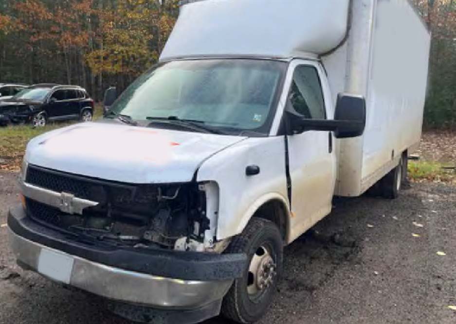 2017 Chevrolet Express G3500 - Image 10