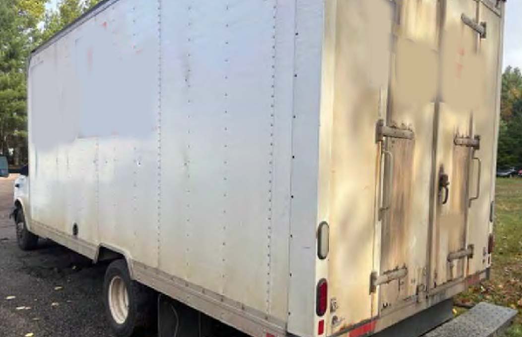 2017 Chevrolet Express G3500 - Image 3