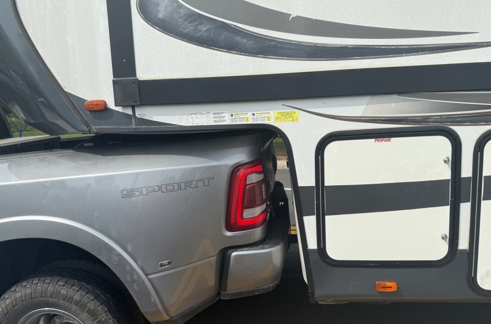 2018 Forest River Salem Hemisphere Trailer - Image 2