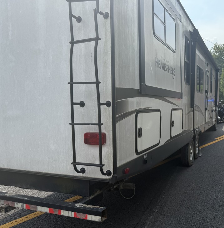 2018 Forest River Salem Hemisphere Trailer - Image 5