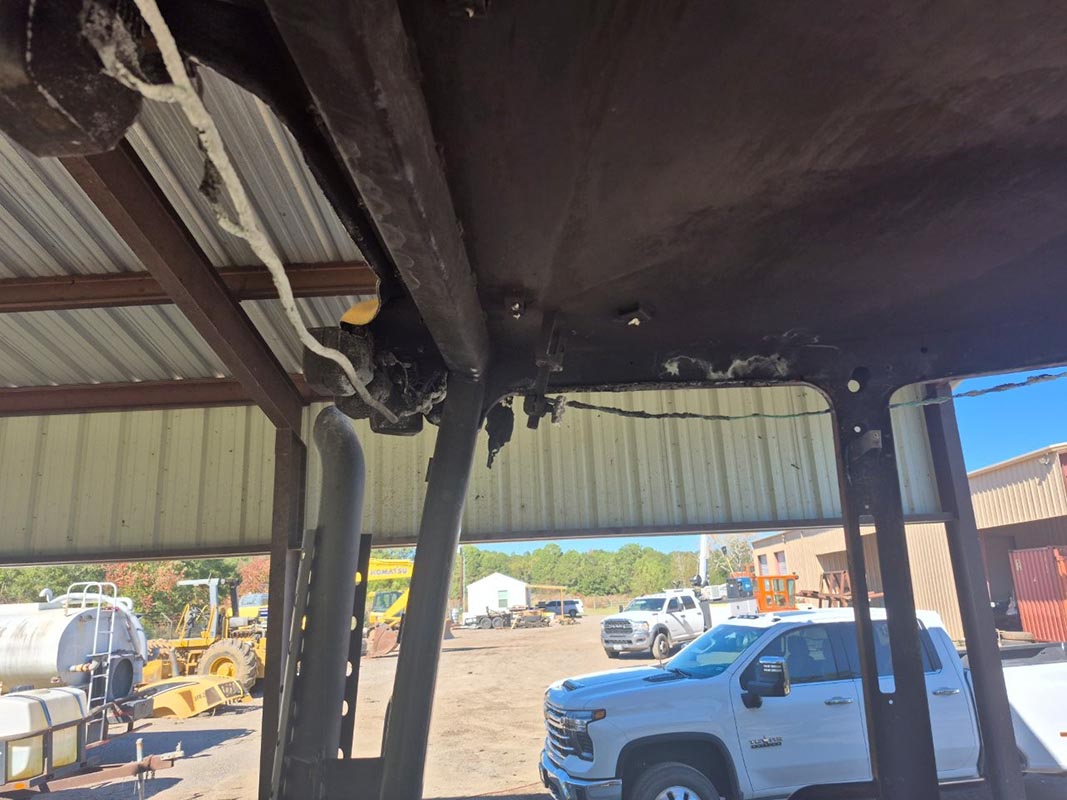 2018 Caterpillar 420F2 Backhoe - Image 15