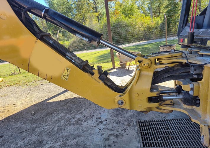 2018 Caterpillar 420F2 Backhoe - Image 30