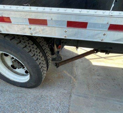 2018 International 4300 Reefer Box Truck - Image 7