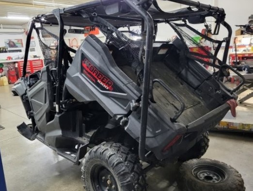 2019 Honda Pioneer - Image 2