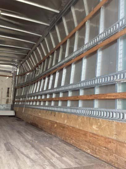 2019 International DuraStar 4300 Box Truck - Image 6