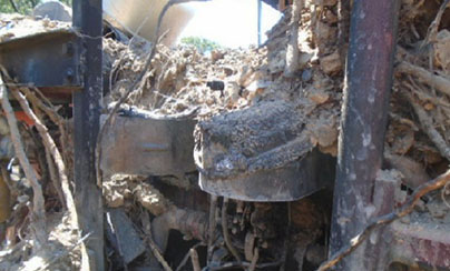 2019 Morbark 3400XT Horizontal Grinder - Image 2