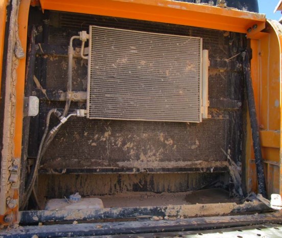 2021 Hyundai HX480L Excavator - Image 11