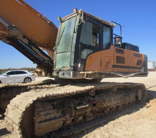 2021 Hyundai HX480L Excavator - Image 2