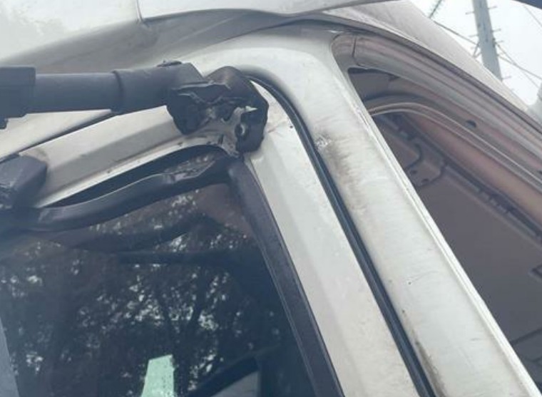 2021 Volvo VNL 860 - Image 17