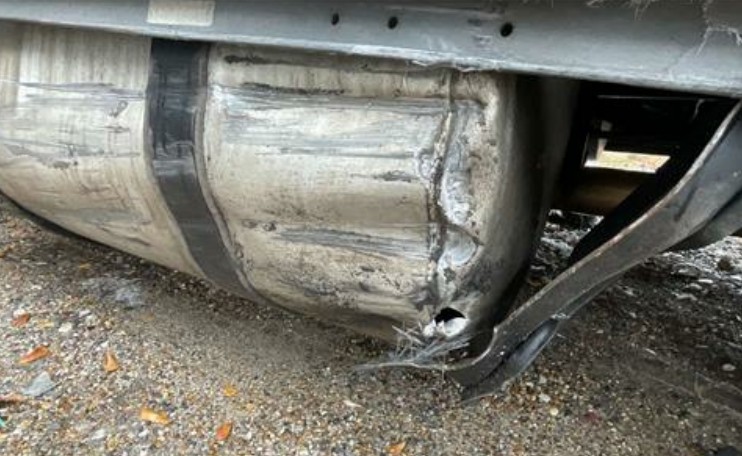 2021 Volvo VNL 860 - Image 21