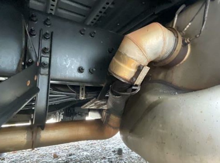 2021 Volvo VNL 860 - Image 27