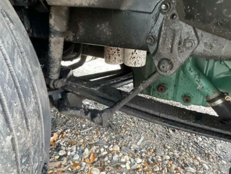 2021 Volvo VNL 860 - Image 32