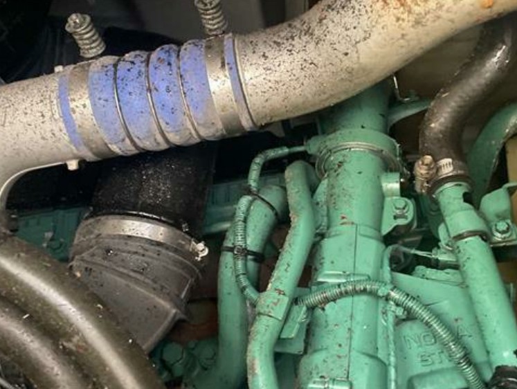 2021 Volvo VNL 860 - Image 34