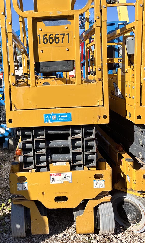 2021 XCMG XG1930DC Scissor Lift - Image 2