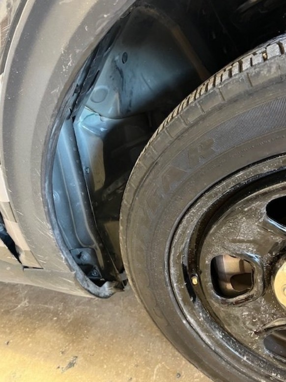 2021 Ford Explorer Police Interceptor - Image 15