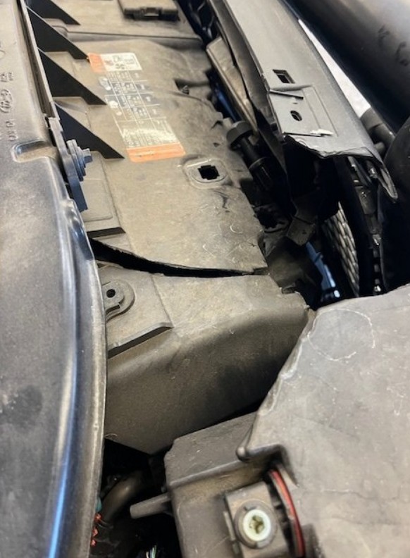 2021 Ford Explorer Police Interceptor - Image 19