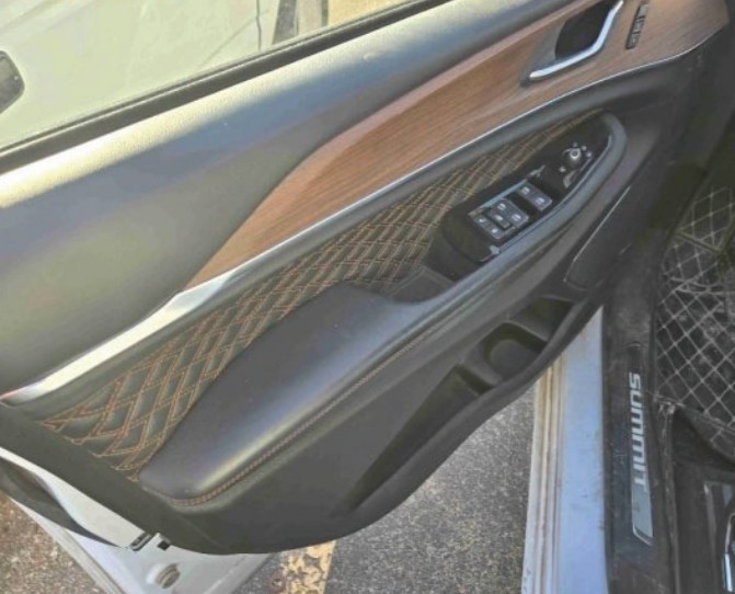 2022 Jeep Grand Cherokee - Image 13