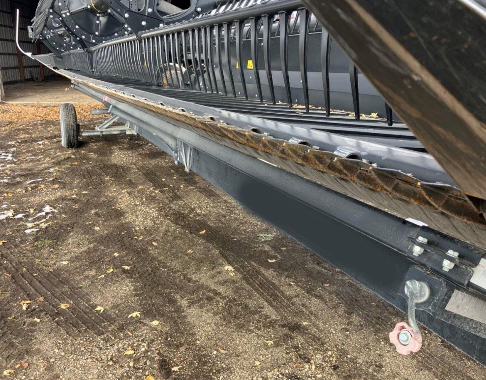 2022 MacDon FD135 Flexdraper Header - Image 7