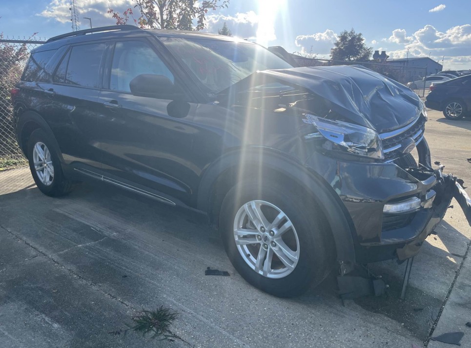 2023 Ford Explorer XLT - Image 4